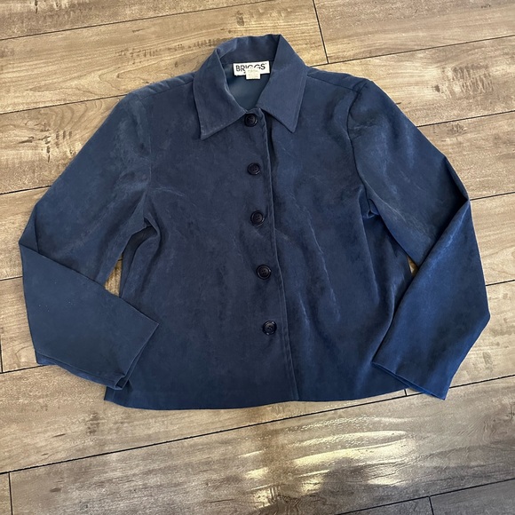 Briggs New York Jackets & Blazers - EUC Briggs Petite faux suede jacket Size S